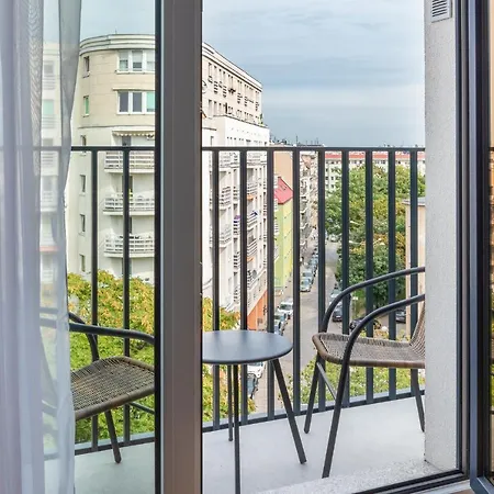 Apartamenty-wroc Kurkowa アパート *
